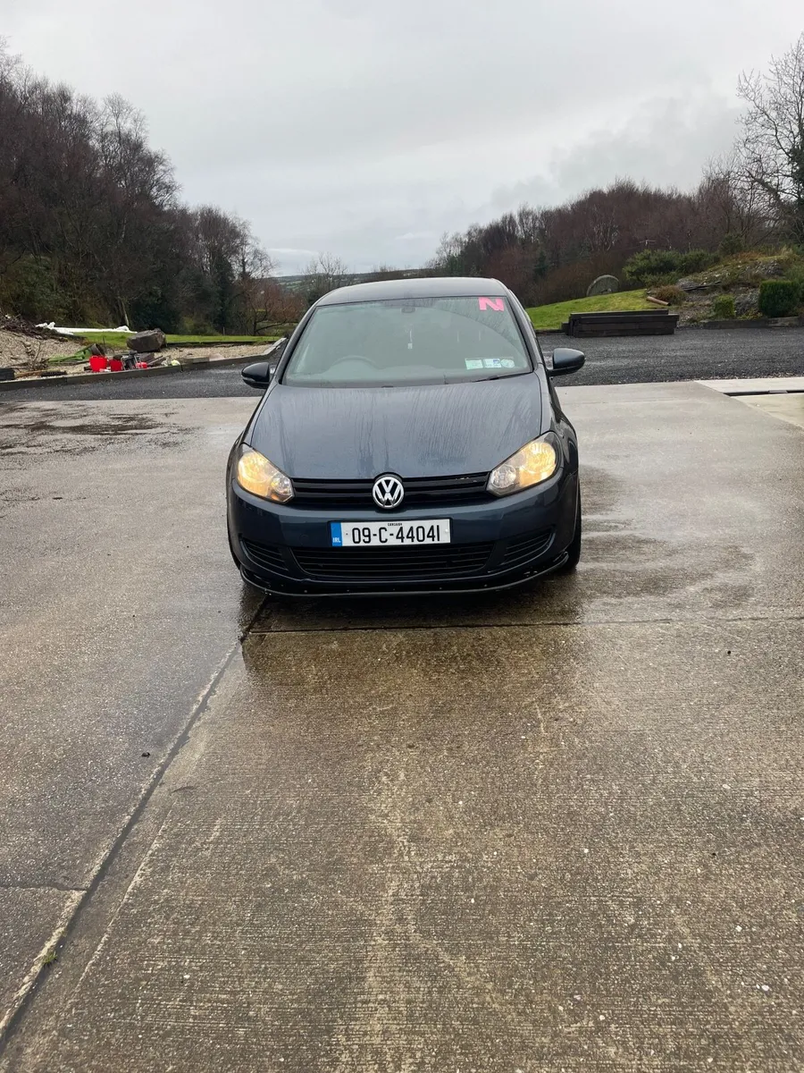 Volkswagen Golf 2009 - Image 3