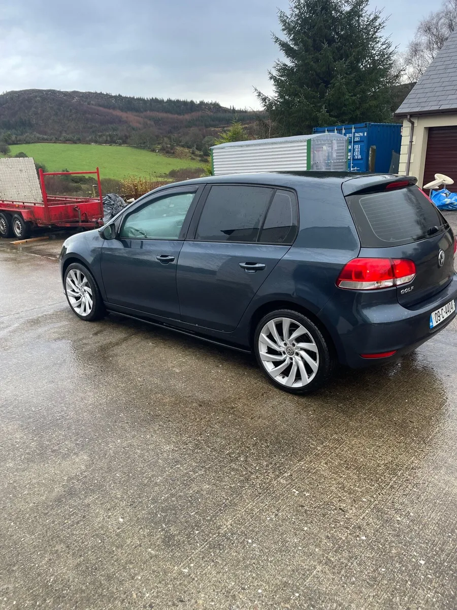 Volkswagen Golf 2009 - Image 4