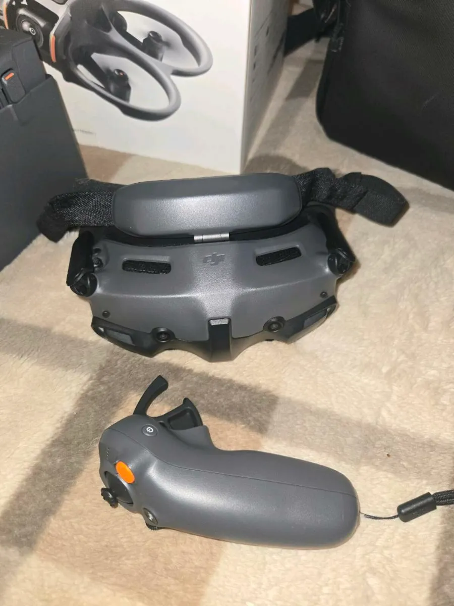 Dji avata 2 fly more combo - Image 2