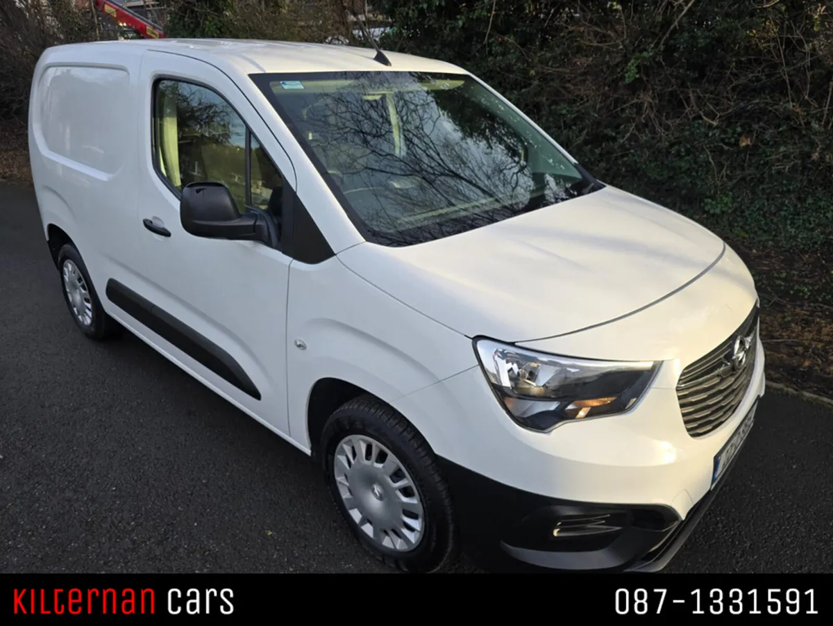 Opel Combo L1H1-1.5 100PS DIESEL 6SPEED MANUAL MY2 - Image 2