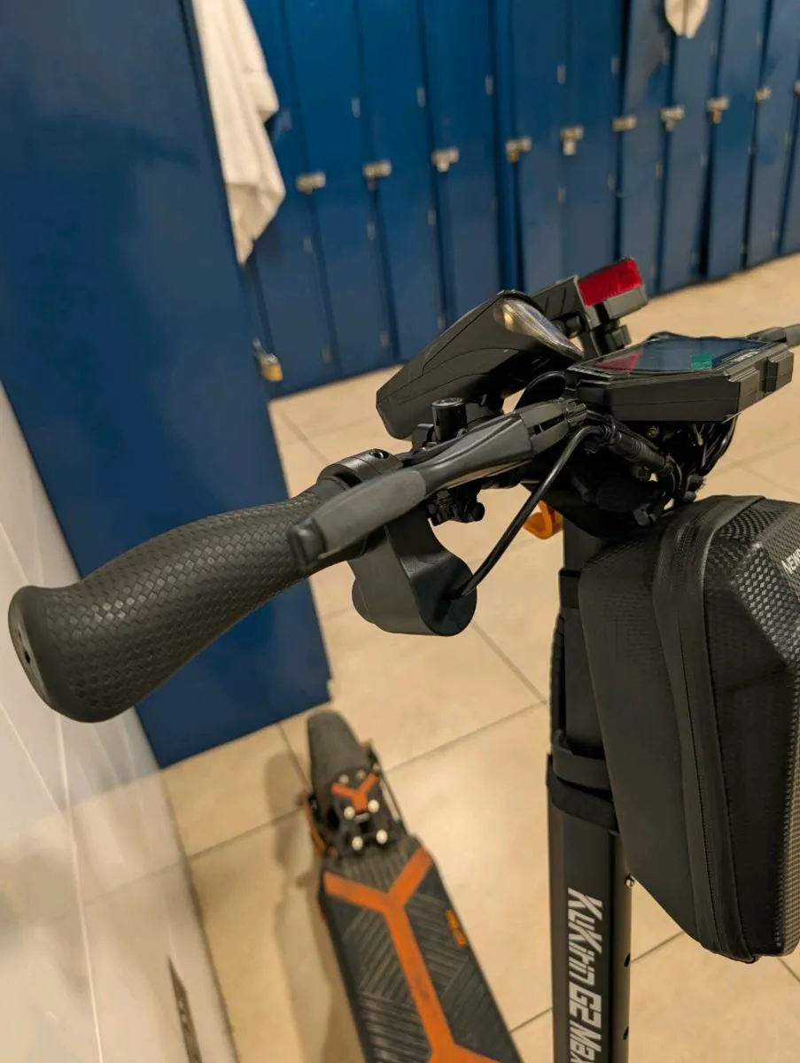 Electric Scooter - Image 4