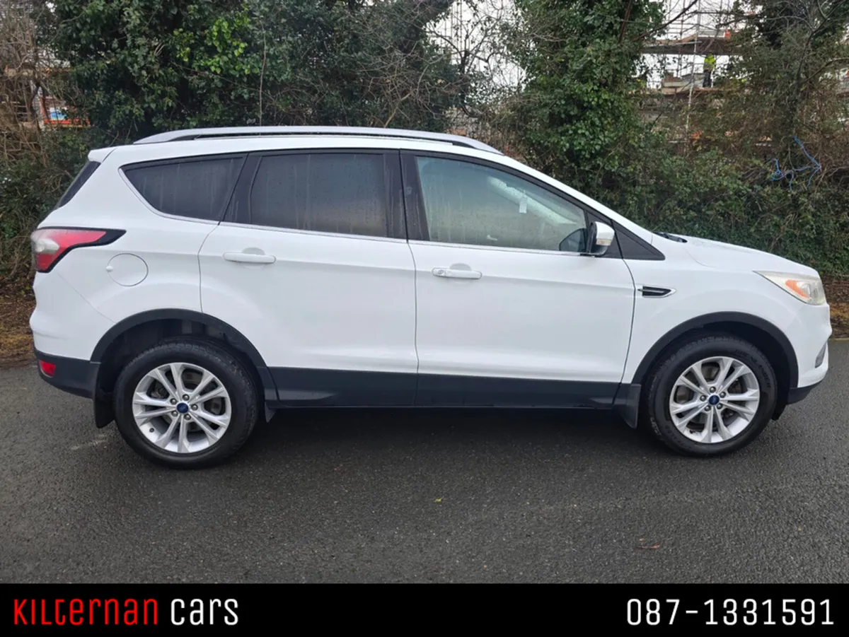 Ford Kuga TITANIUM 1.5 TDCI 120PS F FWD 4DR - Image 3