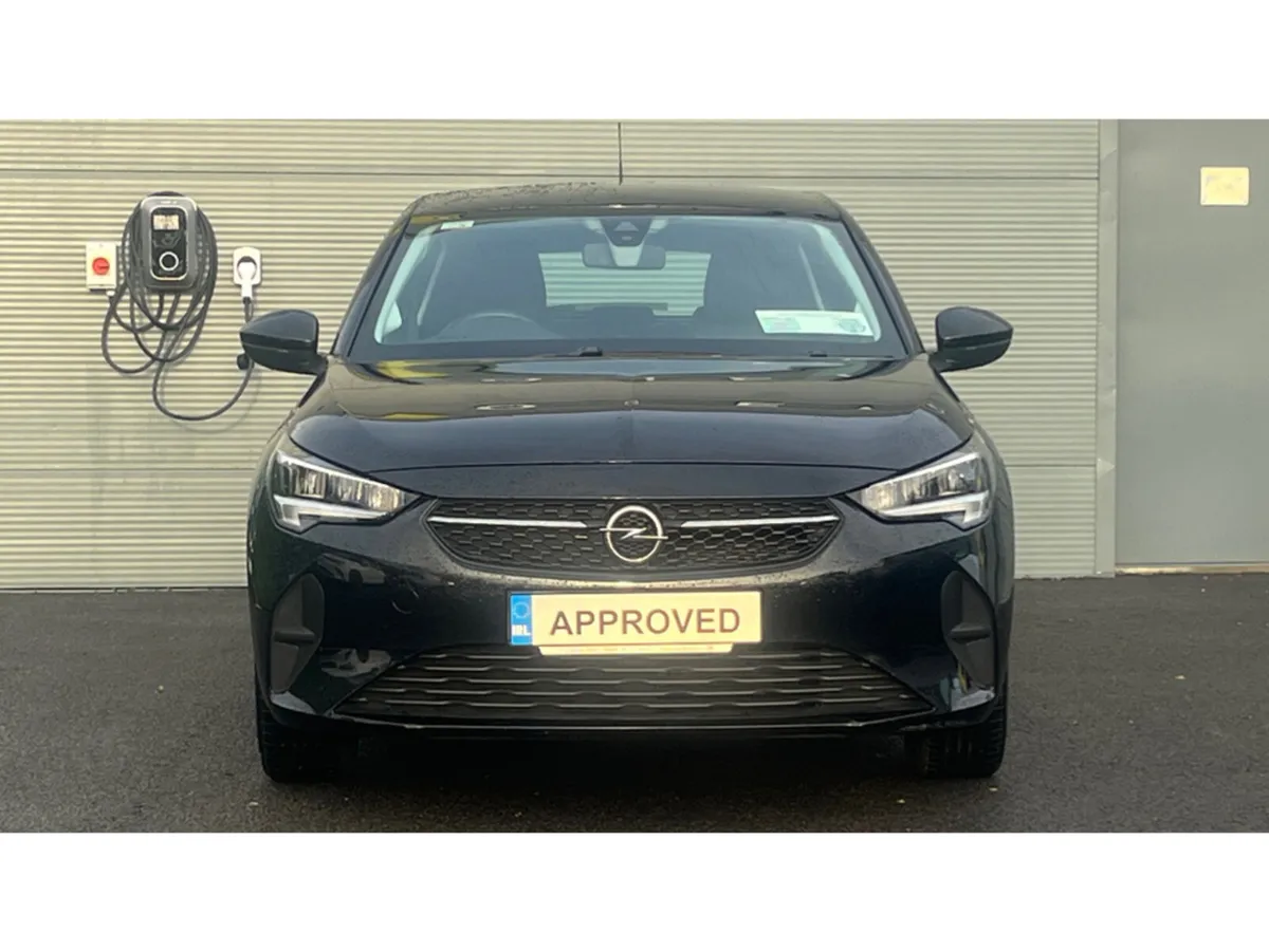 Opel Corsa SC-1.2 75PS-PETROL  * Low Low Mileage * - Image 4