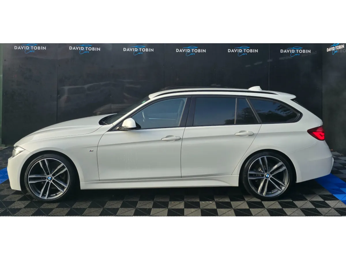 BMW 3-Series 320D TOURER MSPORT SHADOW EDITION - Image 2