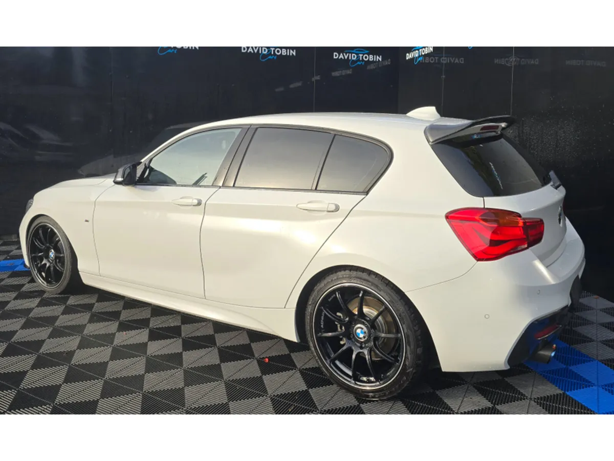 BMW 1-Series 118D MSPORT AUTO SHADOW EDITION - Image 4