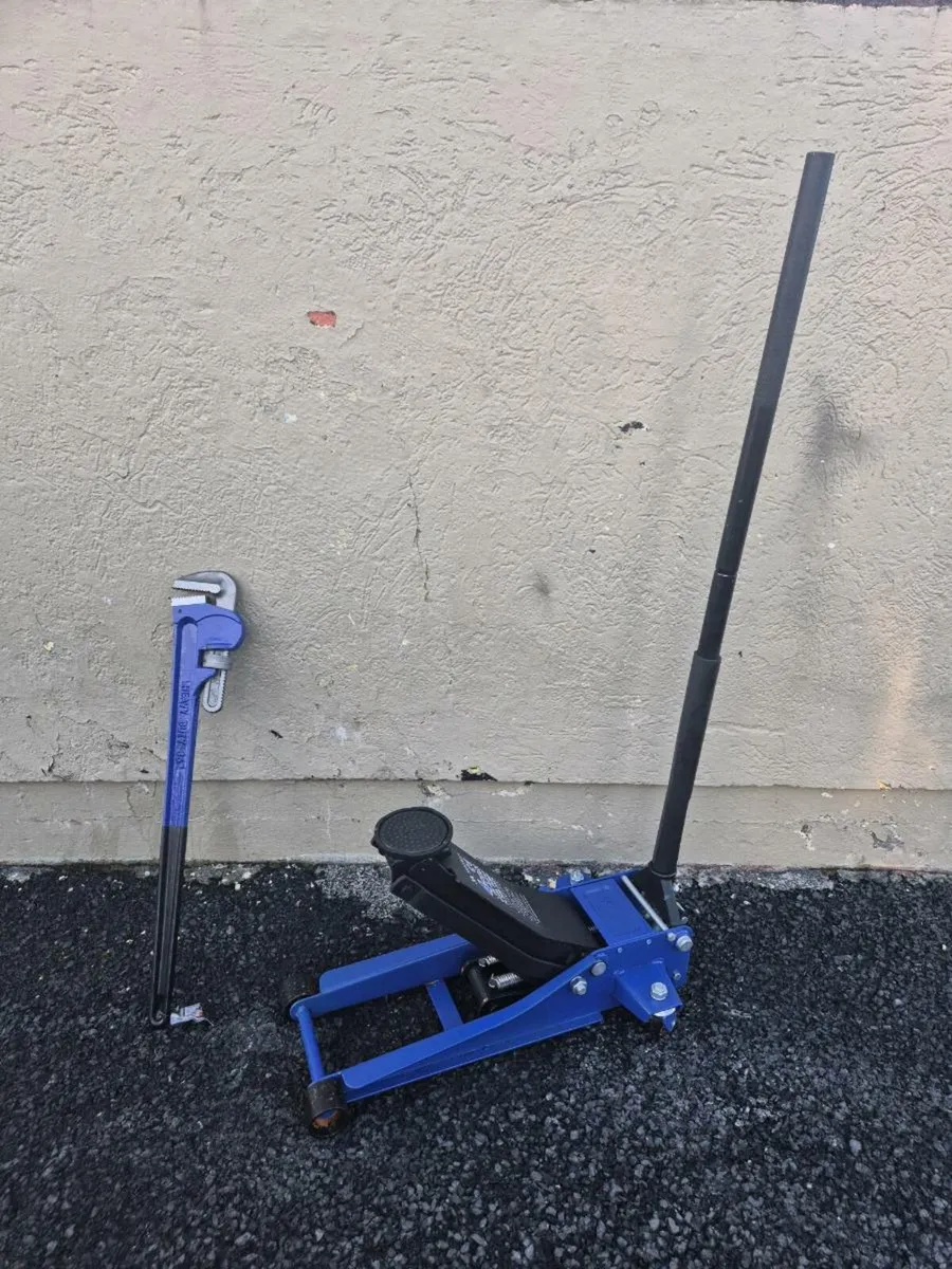 4 ton trolley jack - Image 1