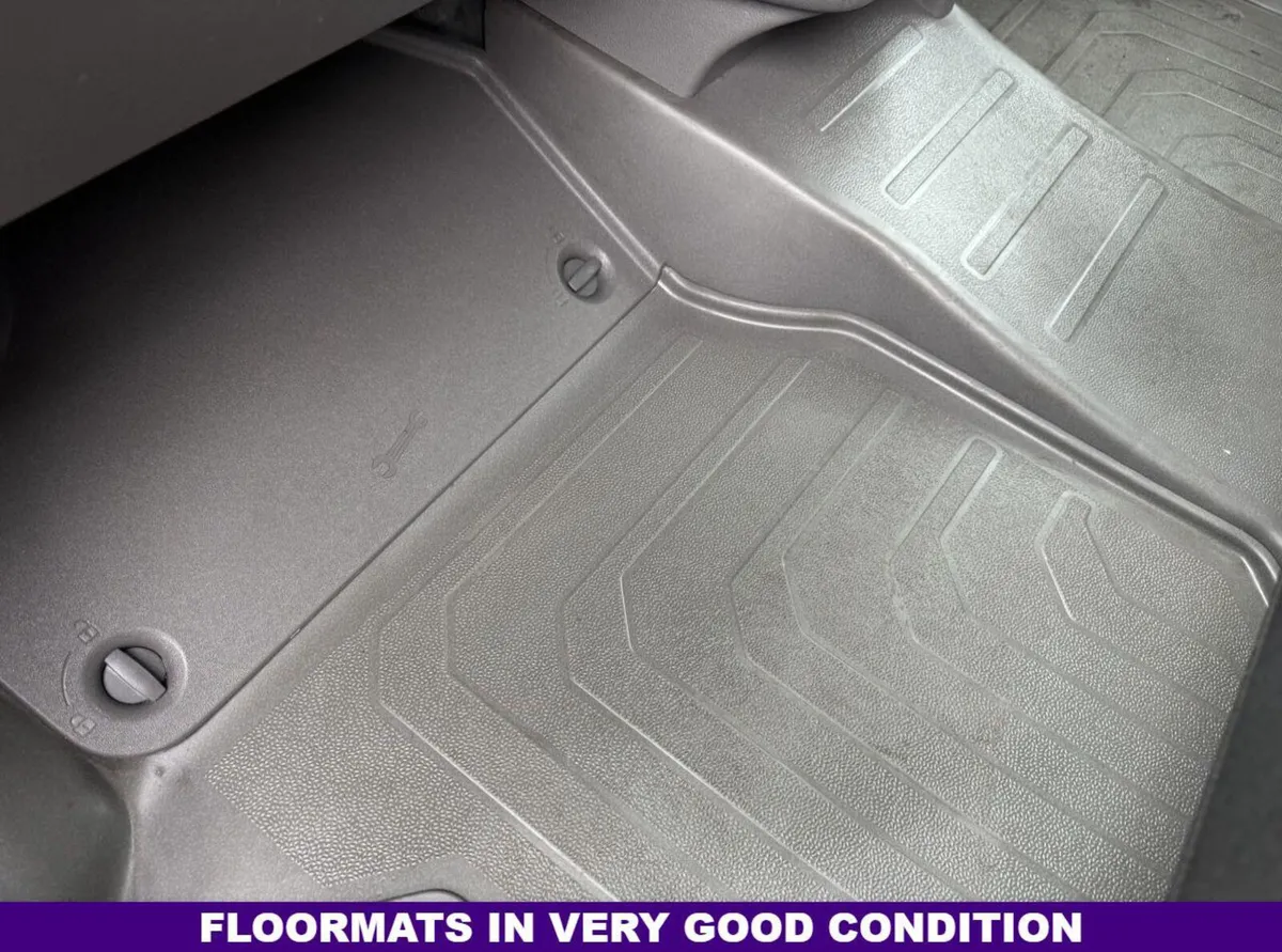 Volkswagen Crafter 2.0 TDI CR35 3.5t. Dropside - Image 4