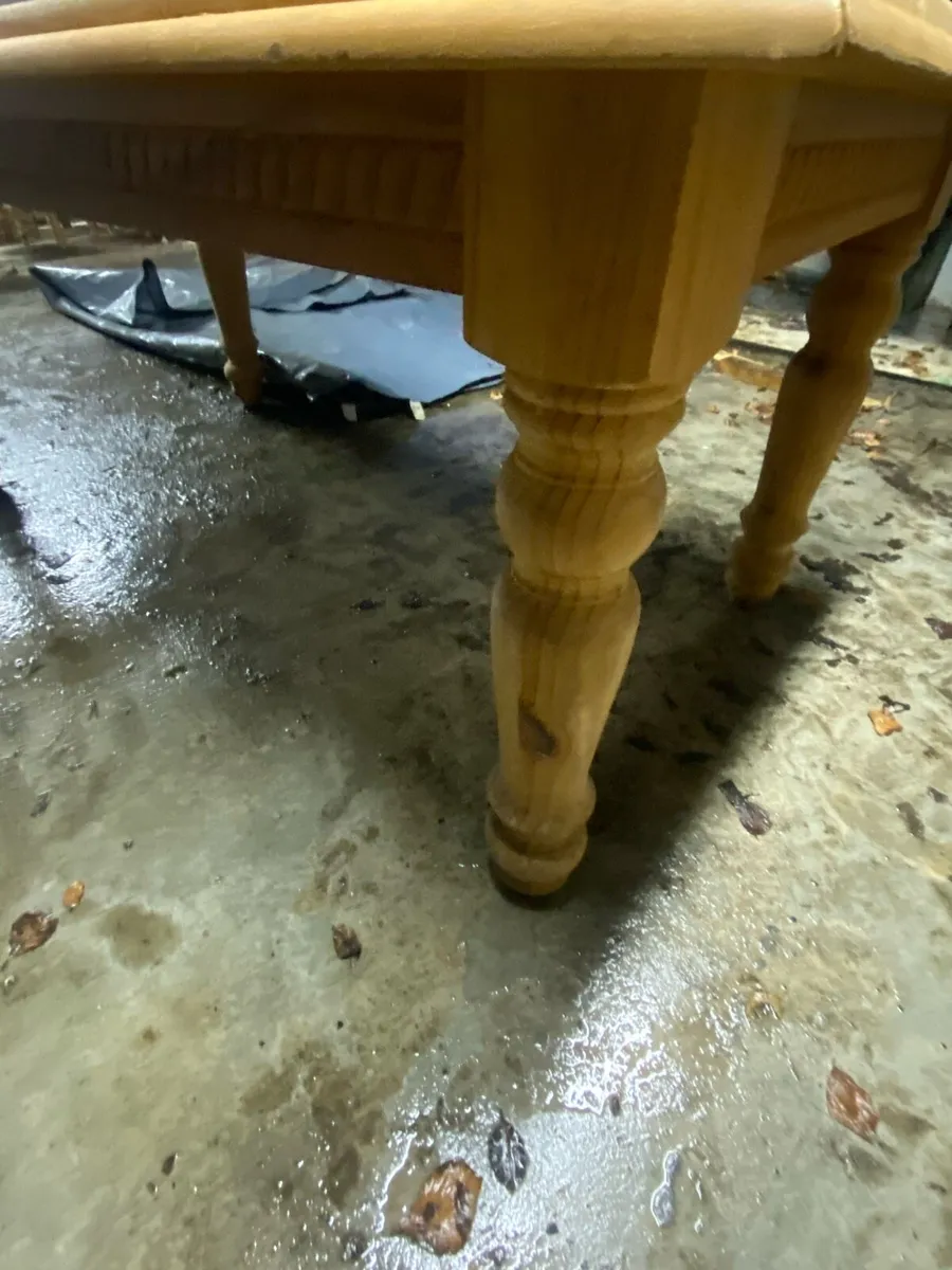 Wooden kitchen table - Image 3