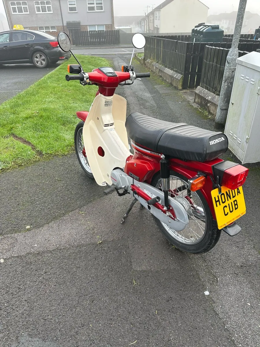 1996 Honda C90 Cub - Image 3