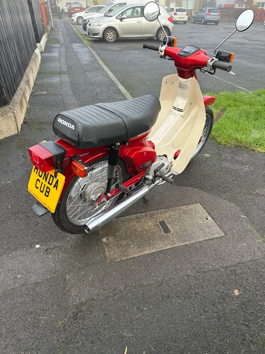 1996 Honda C90 Cub - Image 4