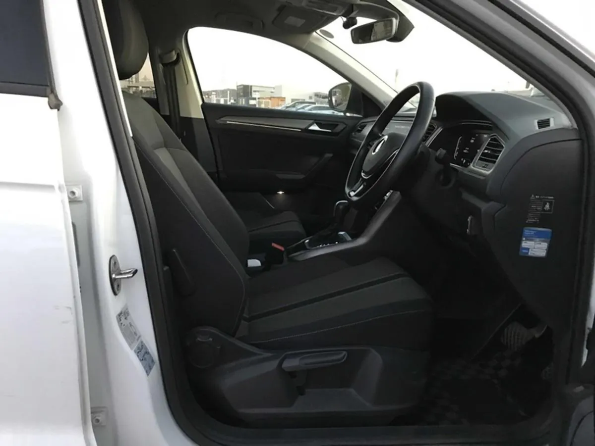 Volkswagen T-Roc COMING IN NEW YEAR, TROC DIESEL A - Image 3