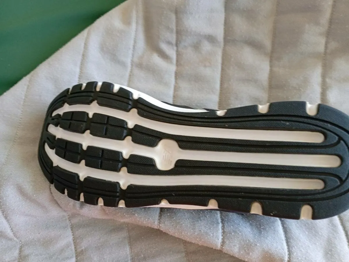 NB runners. - Image 1