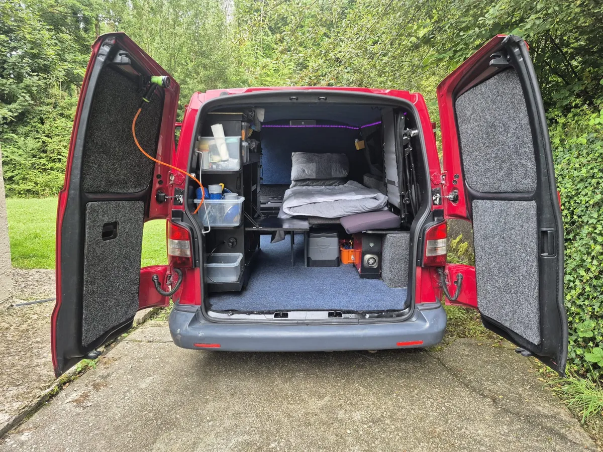 VW TRANSPORTER DAY VAN NEW DOE - Image 2