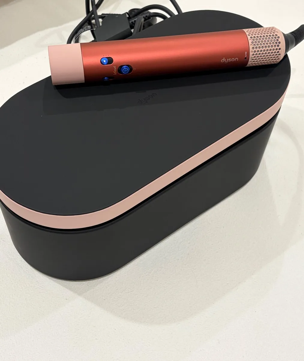Dyson Airwrap - Image 1
