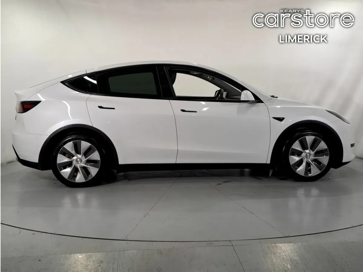 Tesla Model Y RWD - Image 2