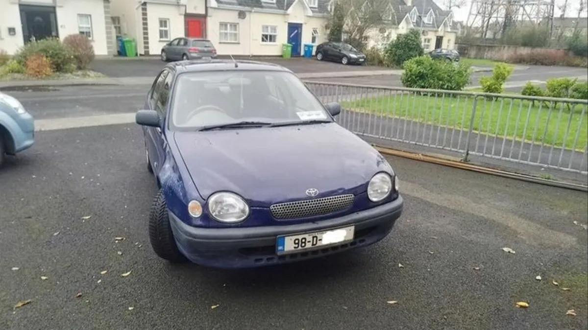 Toyota Corolla - Image 3