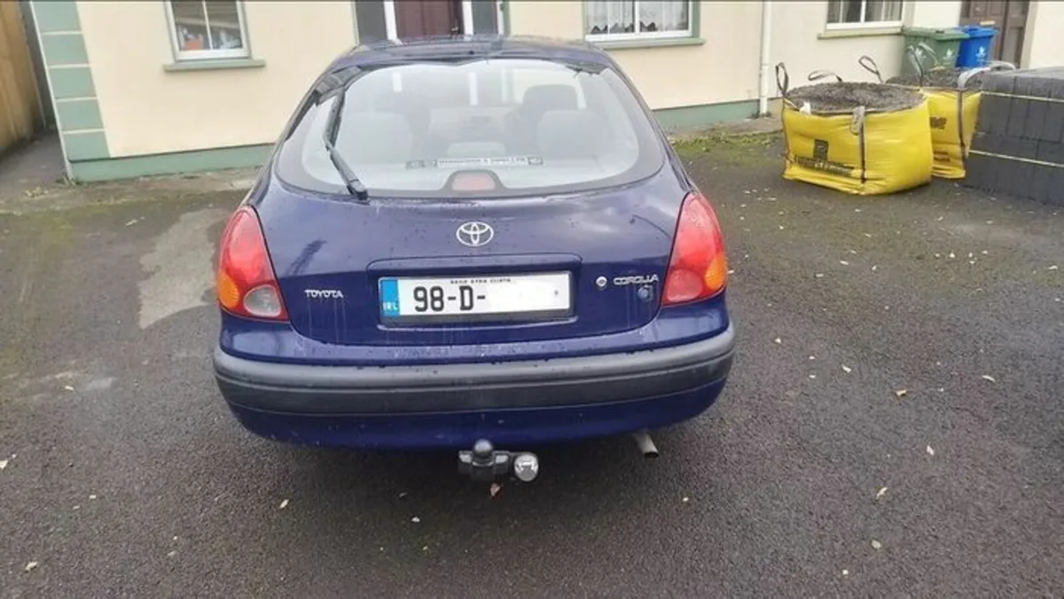 Toyota Corolla - Image 1