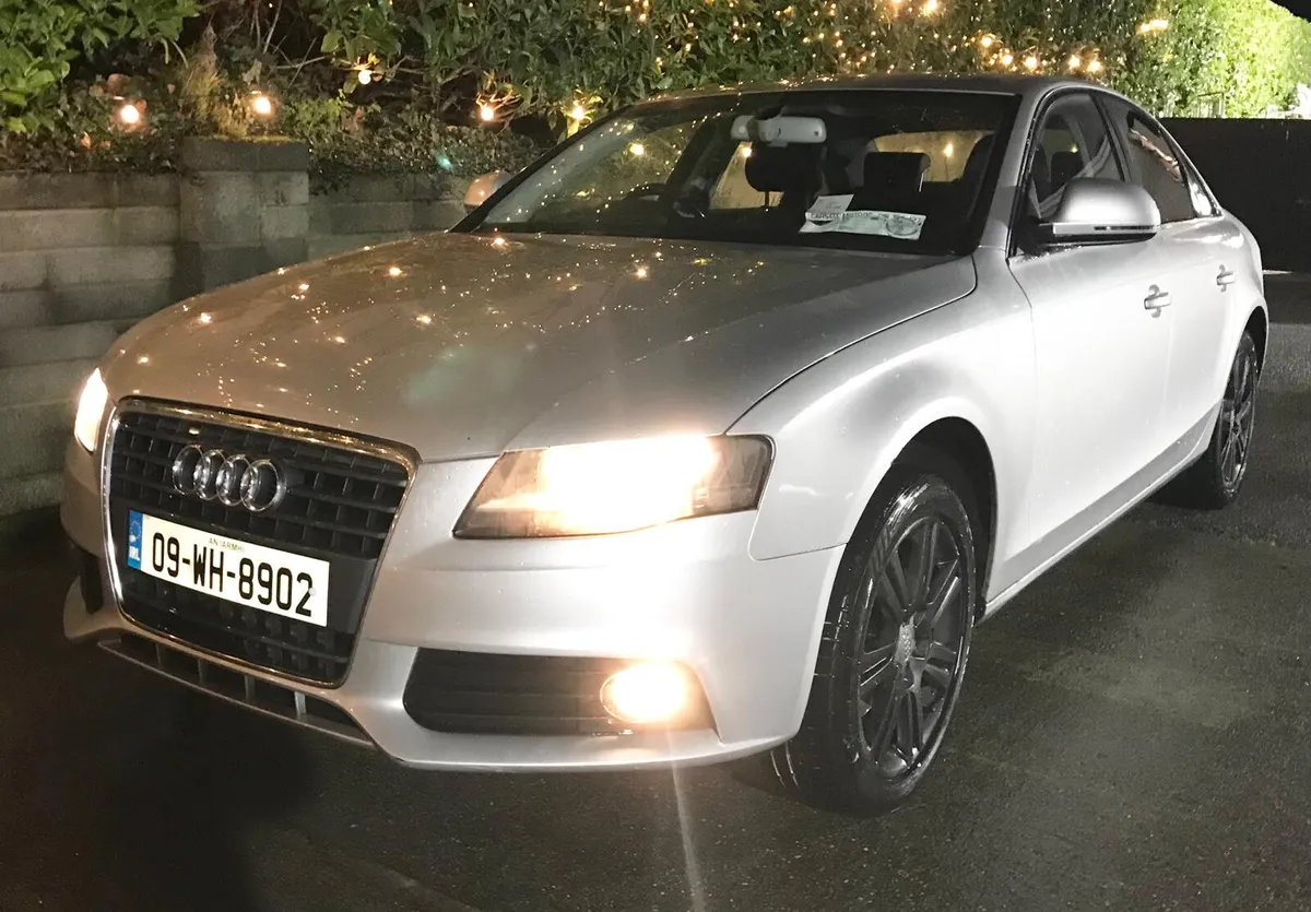 Audi A4 Sport Line 2.0 TDI 140BHP Leather - Image 3