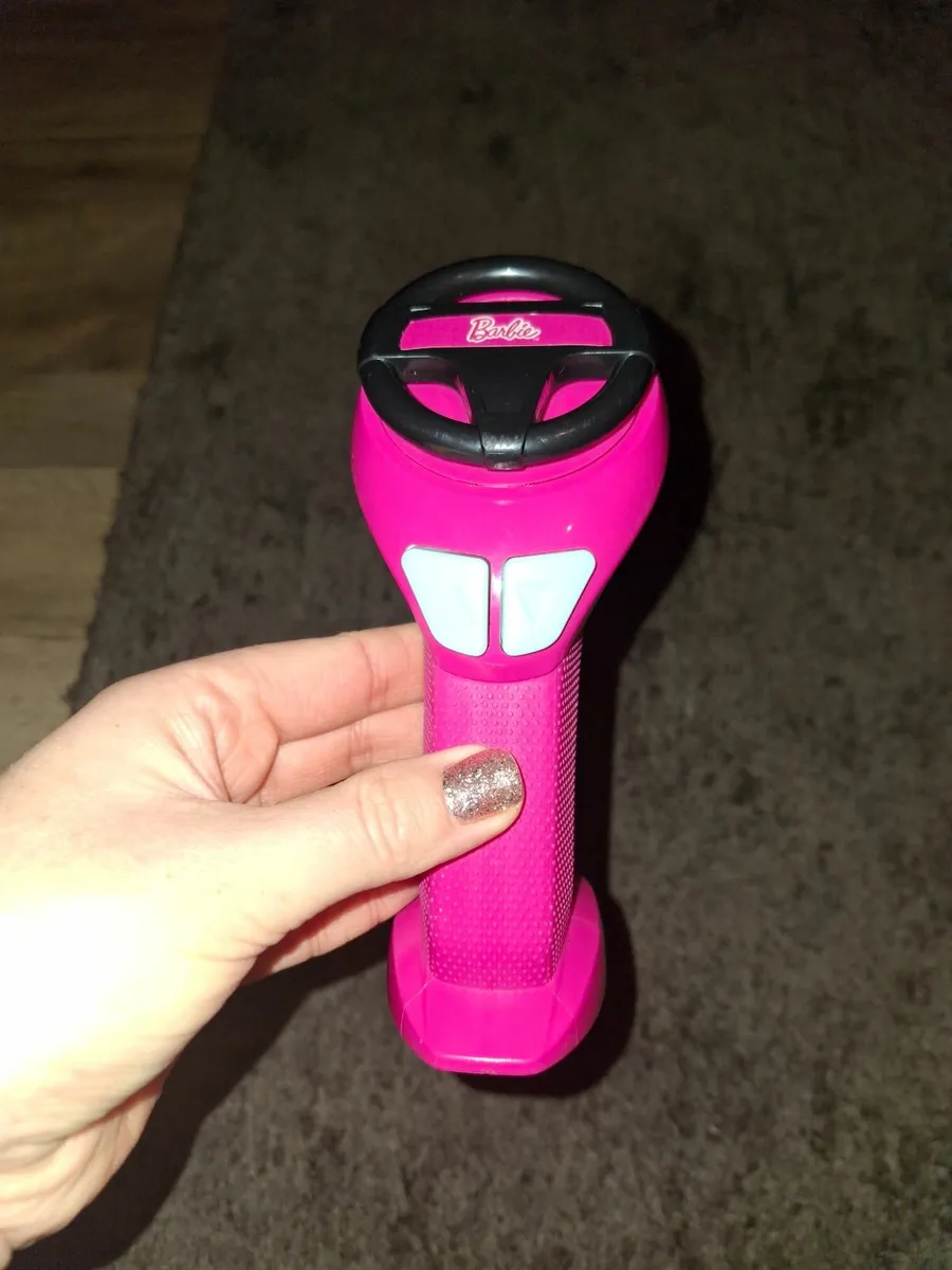 Barbie Car - Image 2