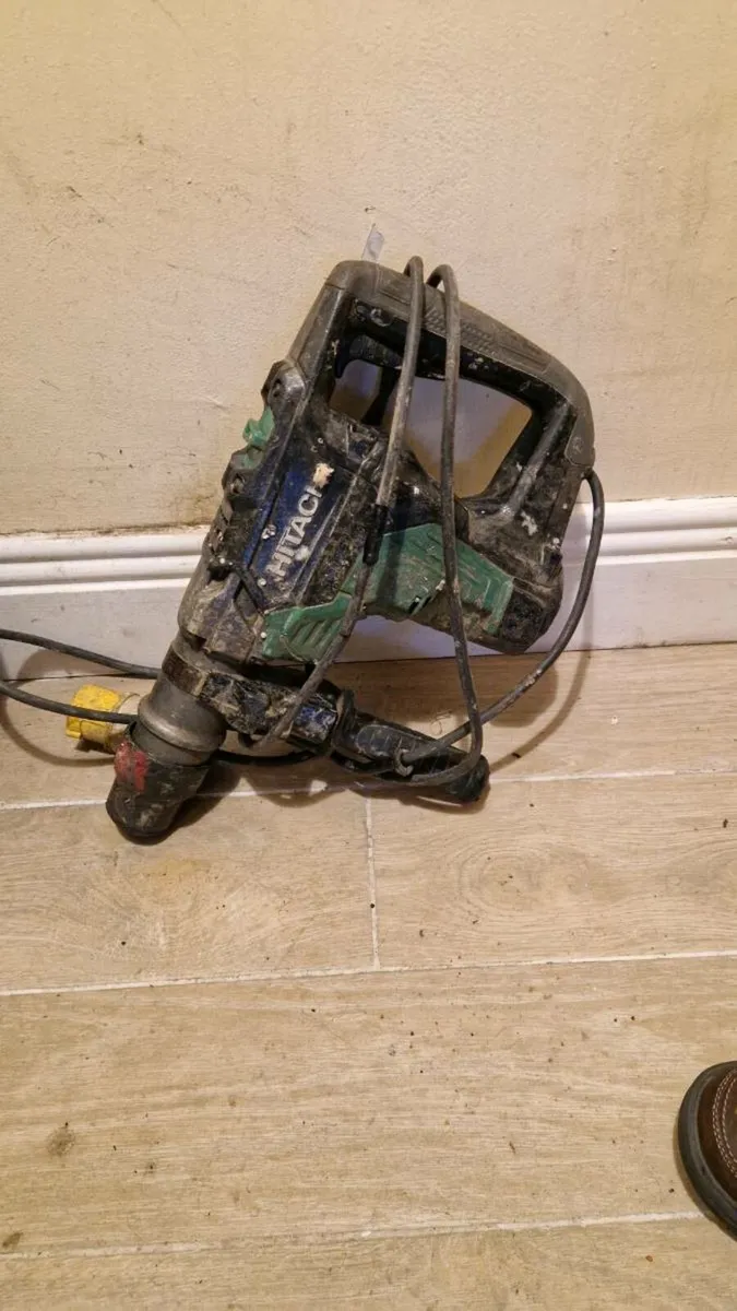 Hitachi drill - Image 1