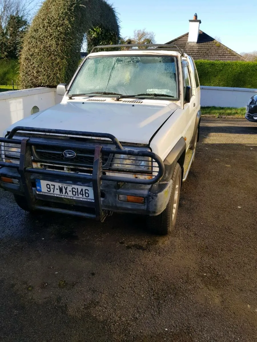 1997 Daihatsu sportrak - Image 2