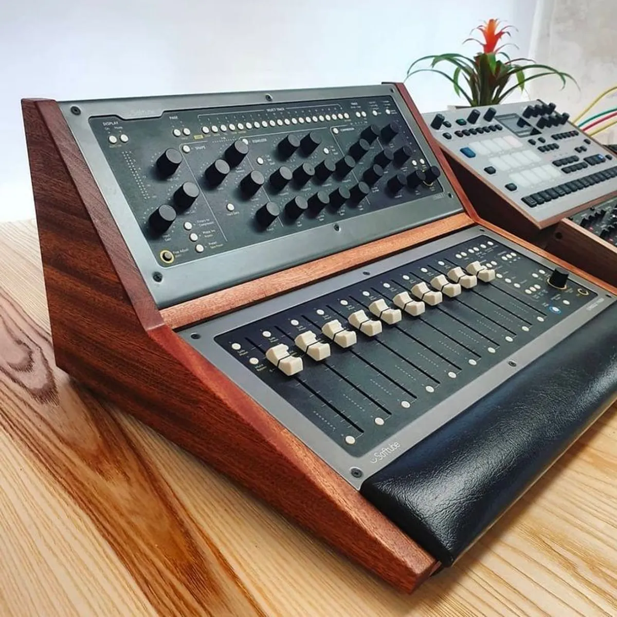 Softube Console 1 and Fader with walnut stand - Image 2