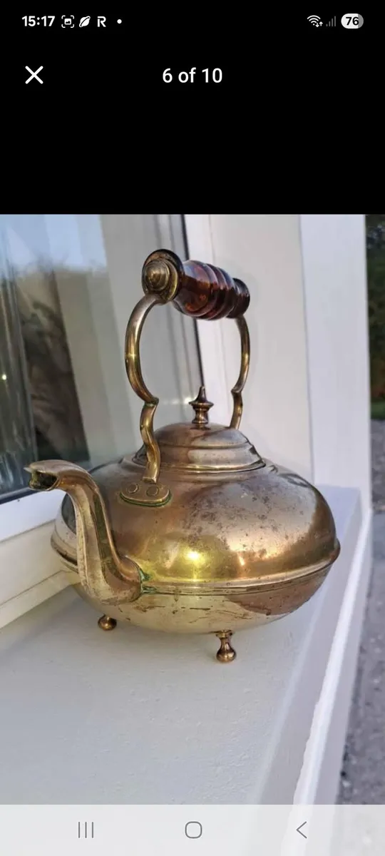 Old kettle - Image 1