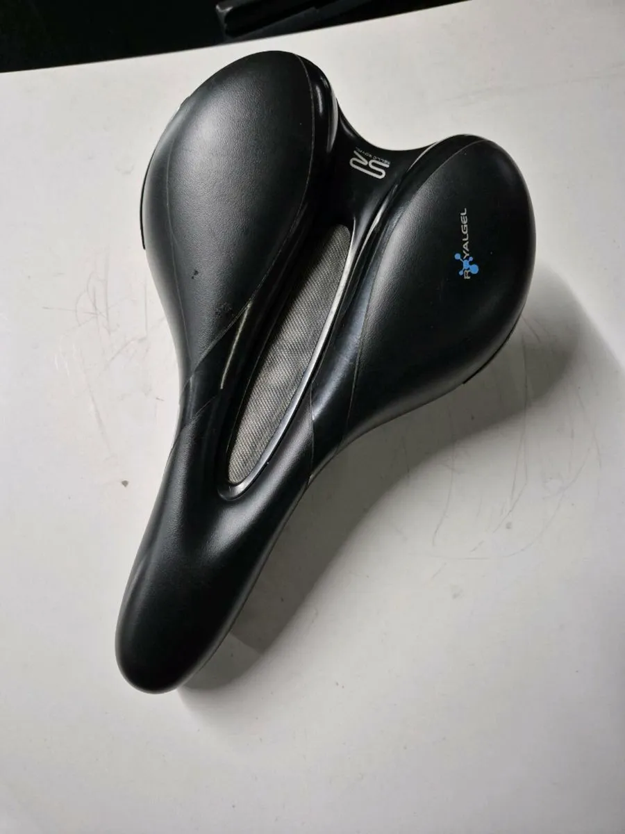 Selle Royal Respiro Gel Saddle - Image 1