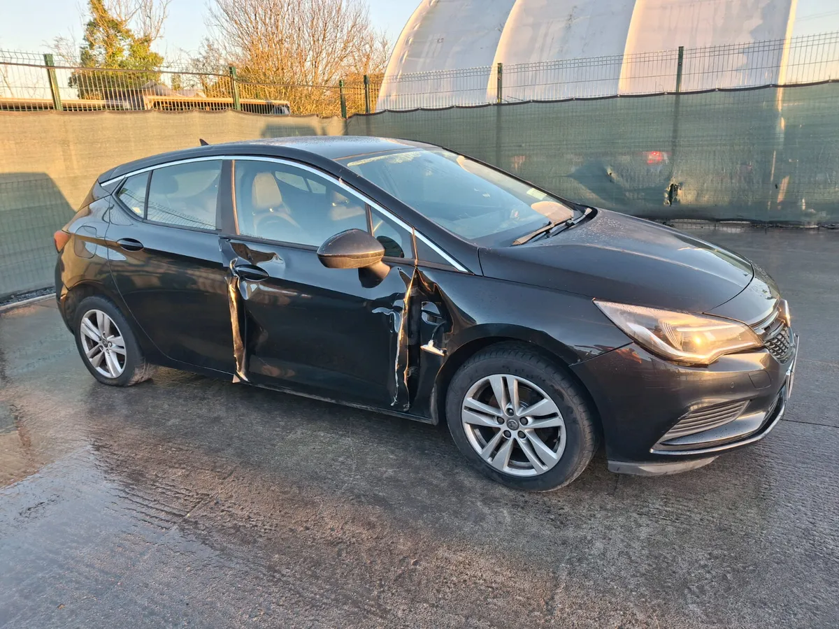 172 Opel Astra 1.6 Diesel - Image 4