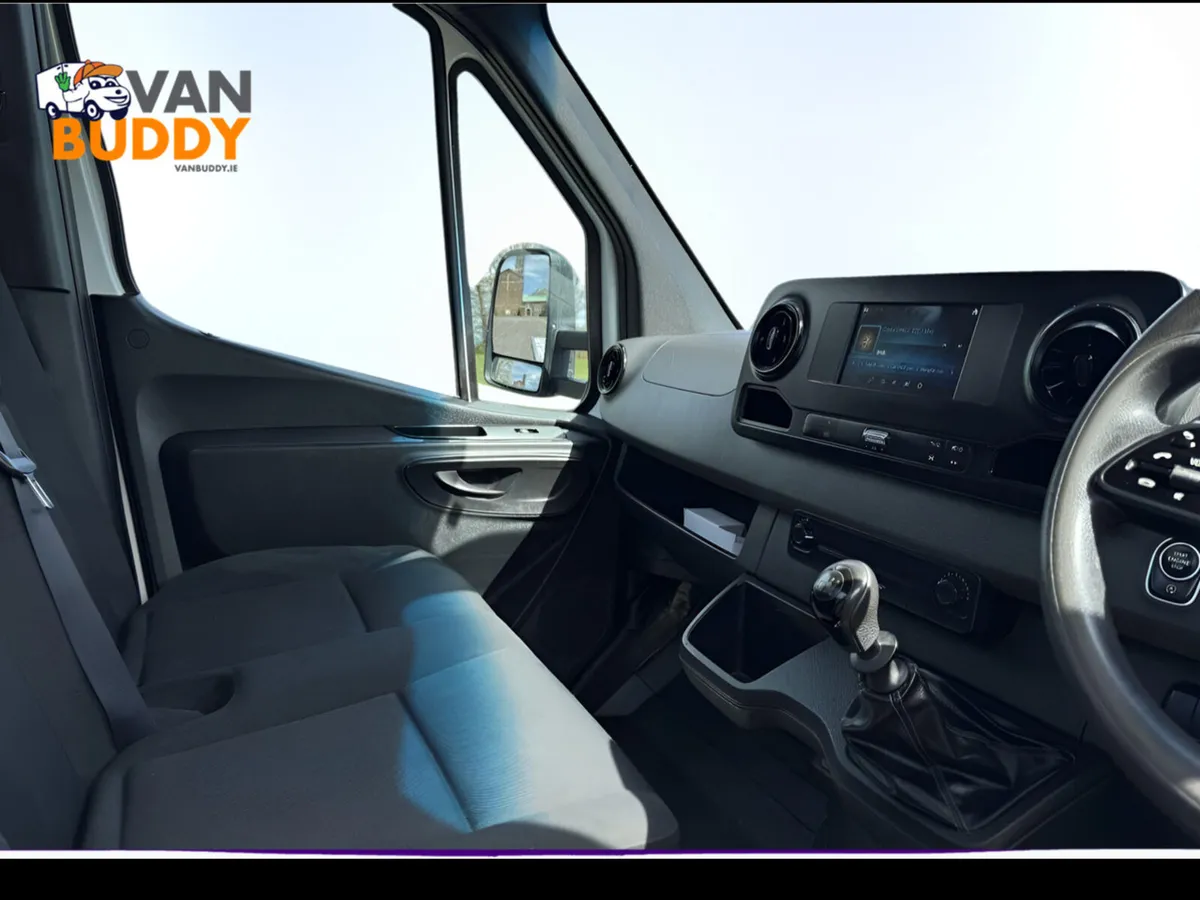 Mercedes-Benz Sprinter 2.1 Vehicle Transporter - Image 3