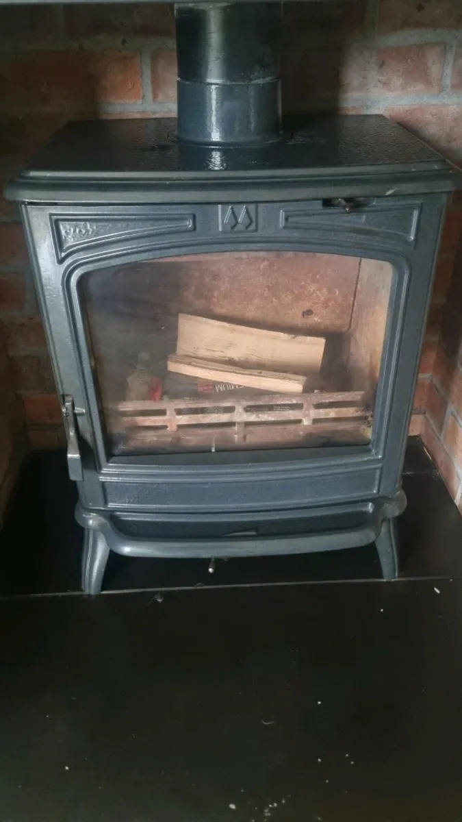 Stove - Image 1