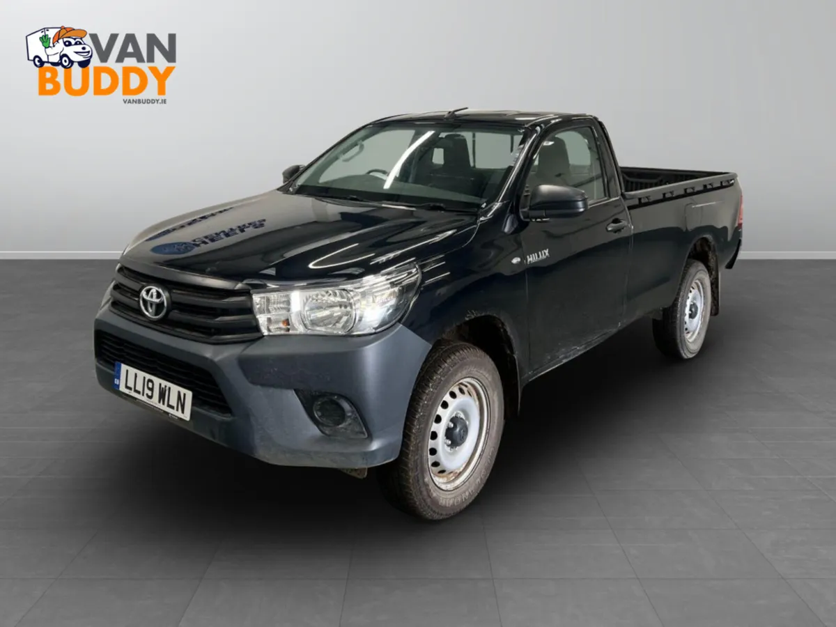 Toyota Hilux Hilux 2.4 D-4D Active 4WD Pickup Van - Image 1