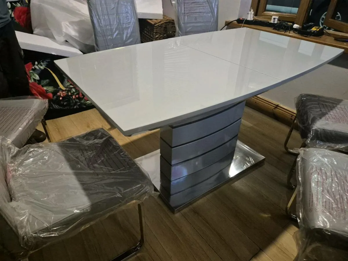 Chantelle dining table and chairs - Image 1