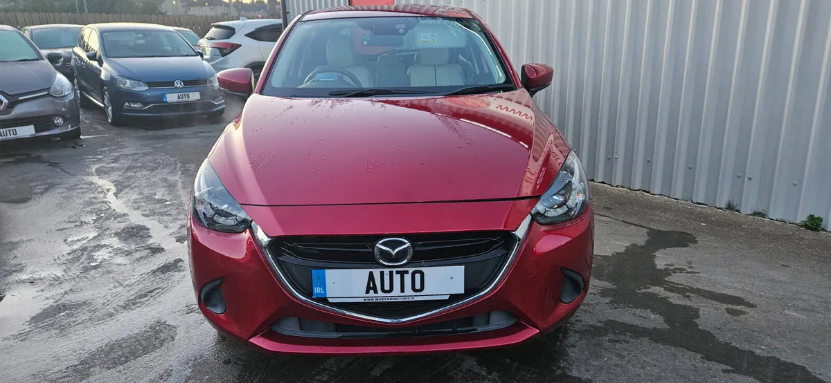 Mazda 2/demio 1.3 automatic petrol 5dr low kms - Image 3
