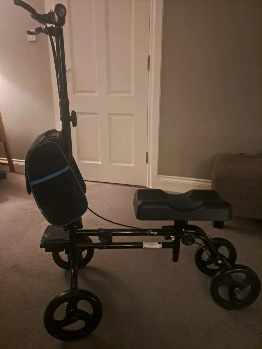 knee scooter - Image 1
