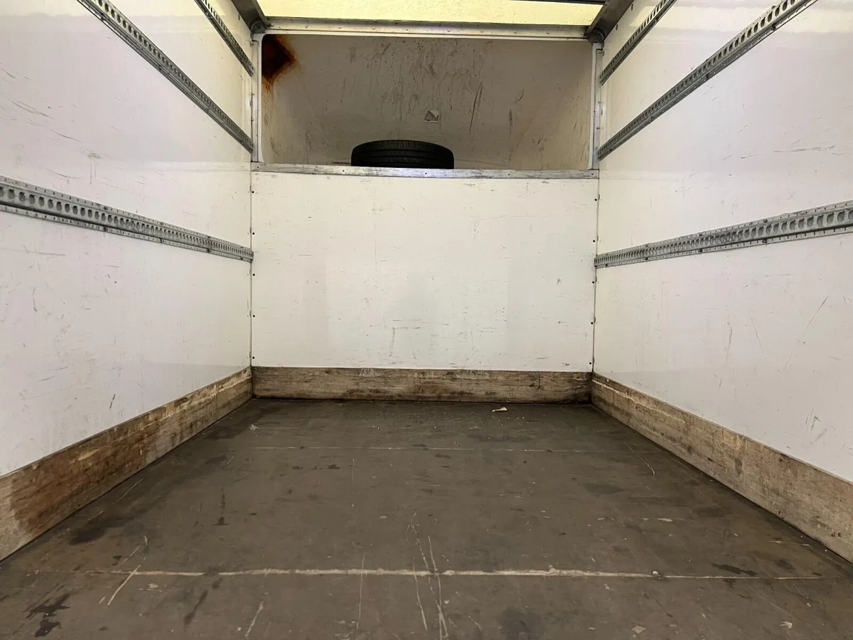 Ford Transit 2.0 350 EcoBlue Chassis Luton Van - Image 2