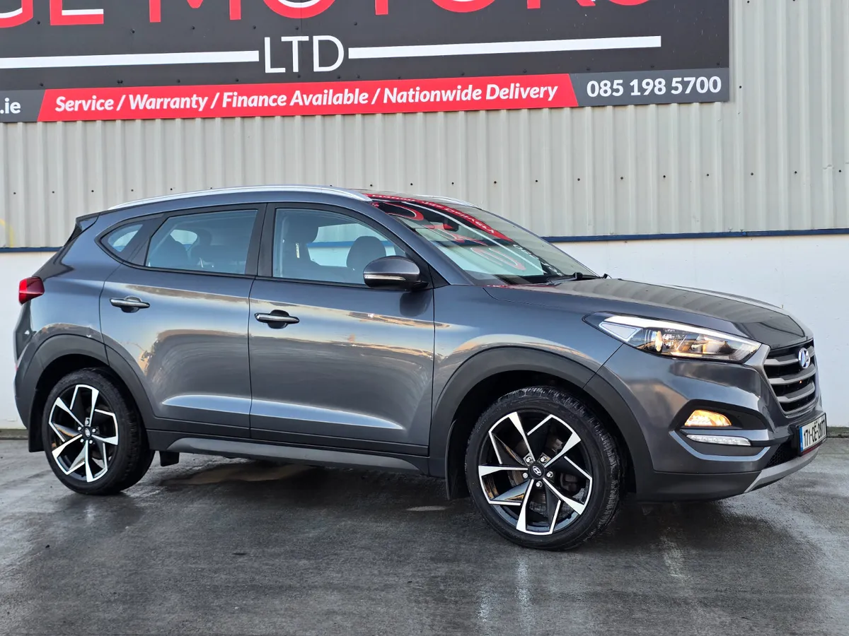Hyundai Tucson 2017 PREMIUM MODEL - Image 3