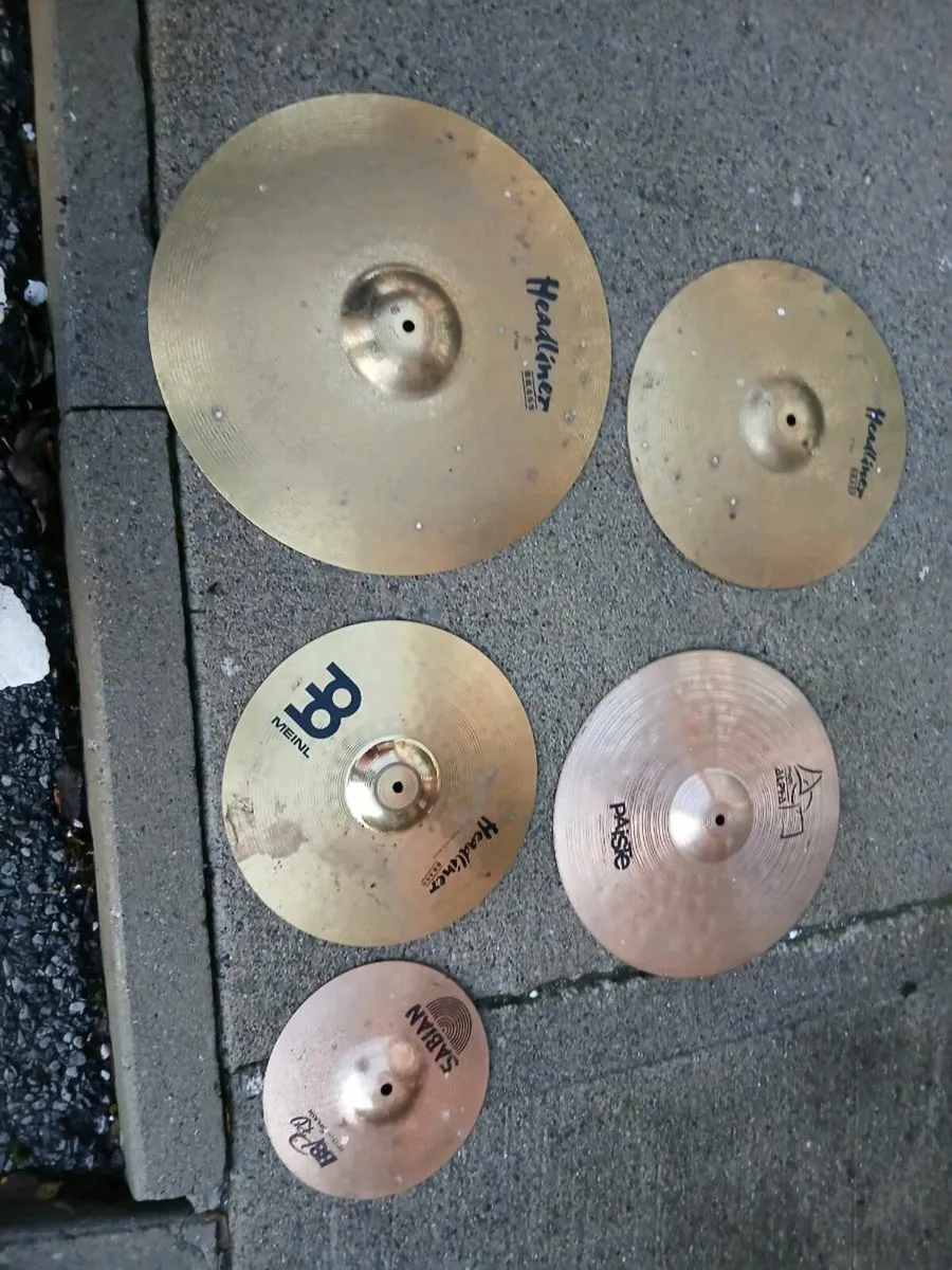 MUSIC STUFF - Image 2