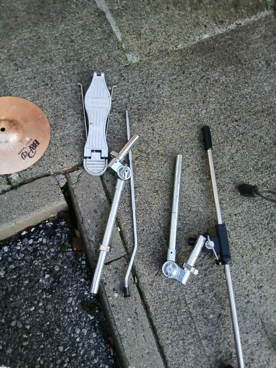 MUSIC STUFF - Image 3