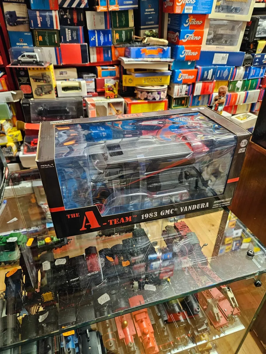 Corgi Greenlight A Team Van 1.18 - Image 1