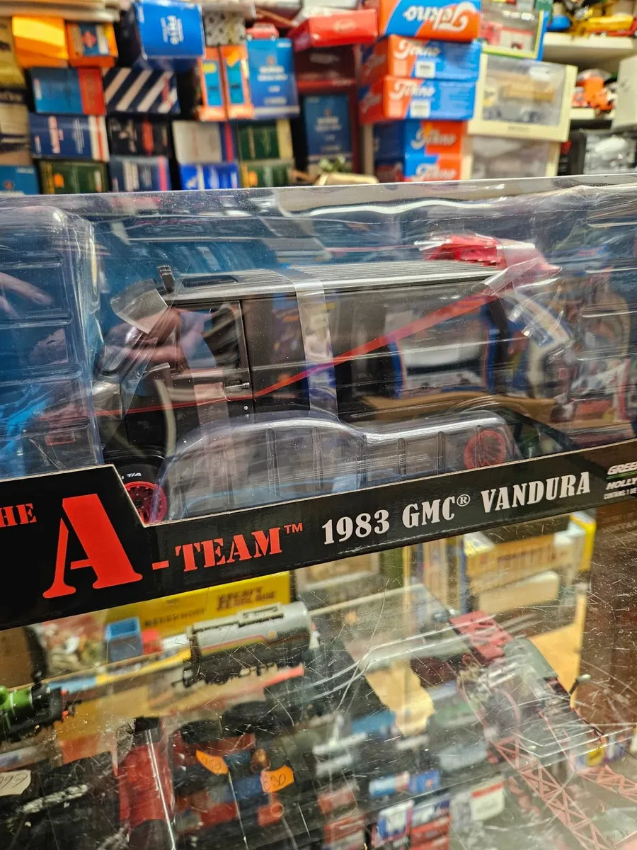 Corgi Greenlight A Team Van 1.18 - Image 4