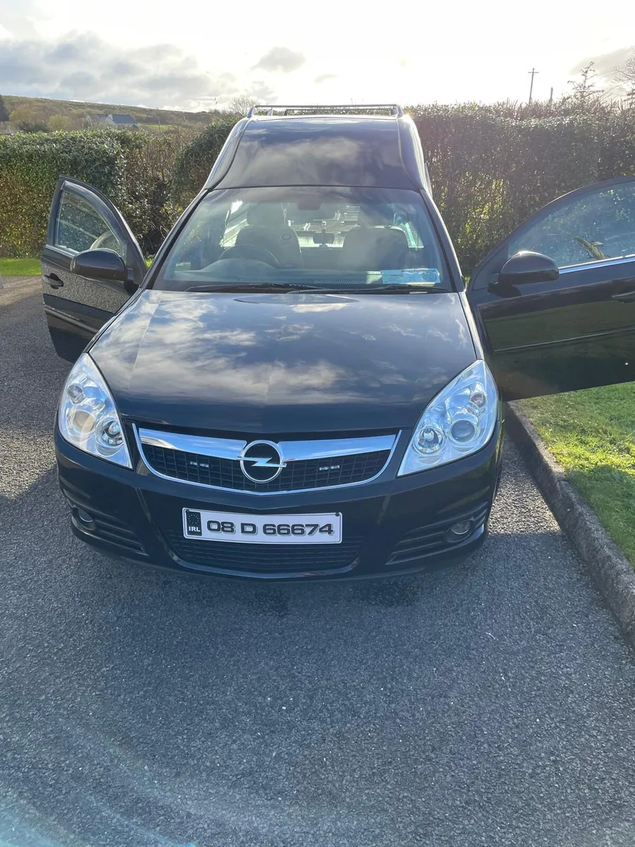 Vauxhall Vectra Hearse - Image 3