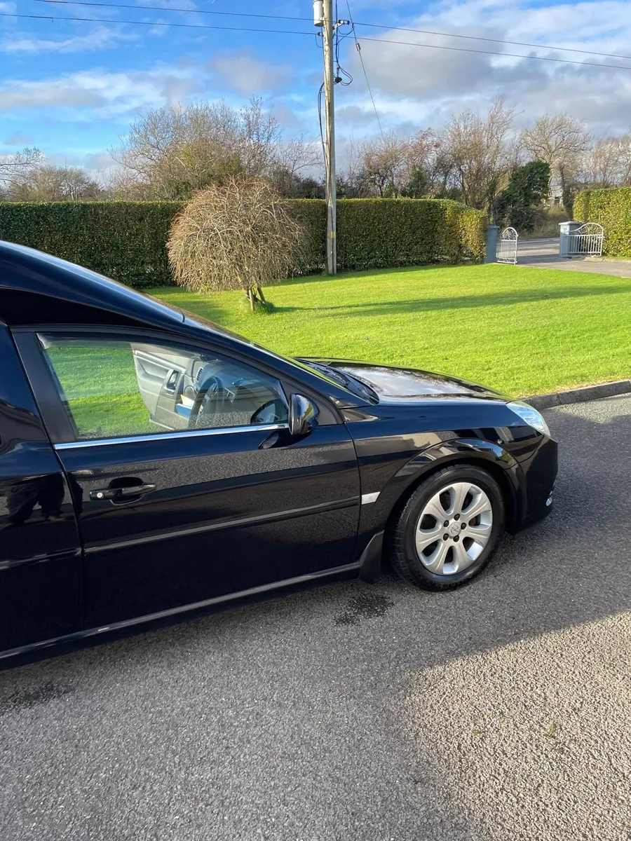Vauxhall Vectra Hearse - Image 4