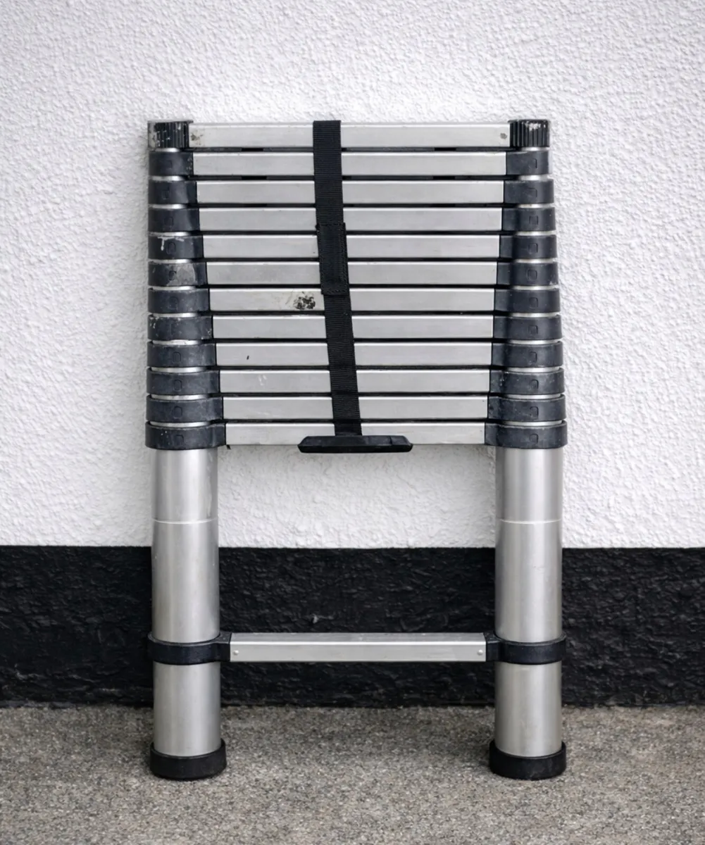 Telescopic Ladder 3.8m for Hire Dublin - Image 1