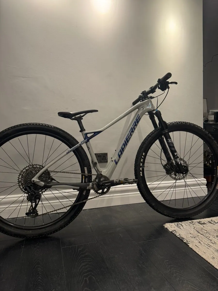 LaPierre ProRace Sat 7.9 Mountain Bike - Image 1