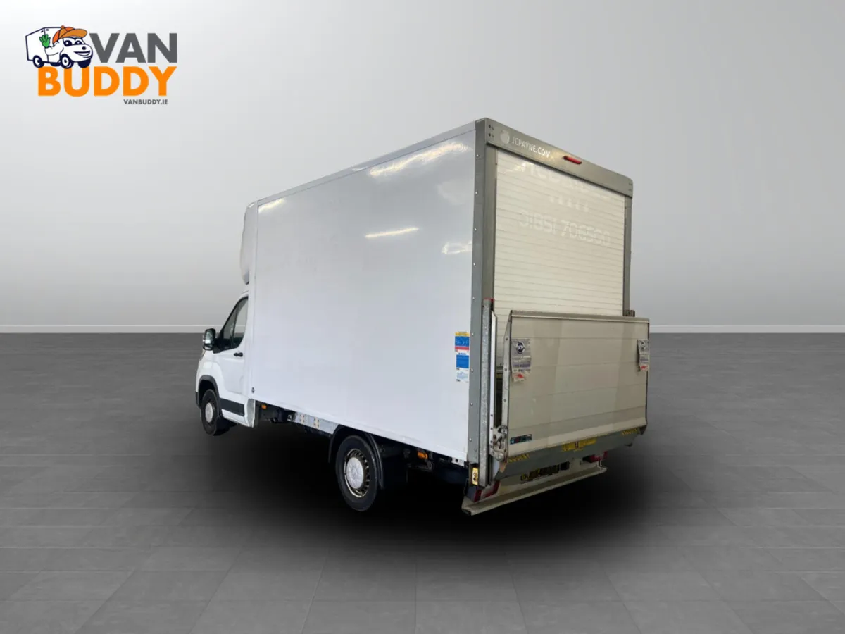 2022 Maxus Deliver 9 Luton Box Van - Image 1