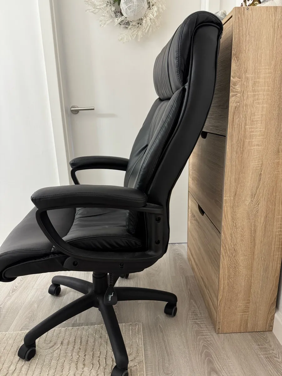 Black Leather Office Chair- BRAND NEW - Image 2