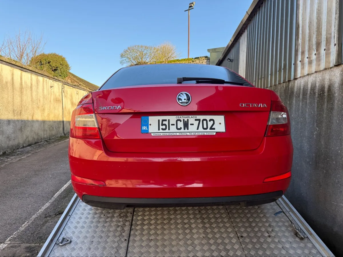 Skoda Octavia   1.6 diesel breaking - Image 3