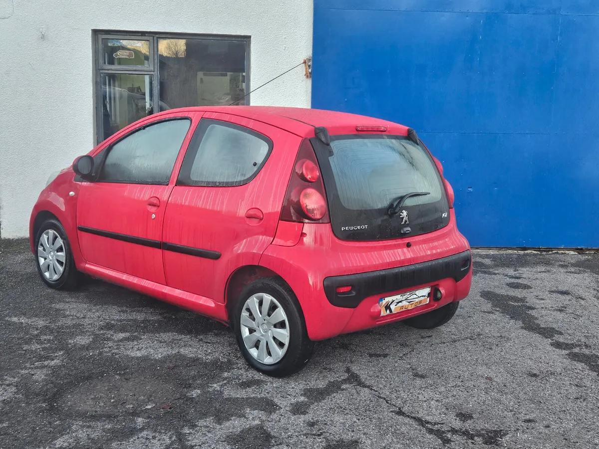Peugeot 107 2014 - Image 2