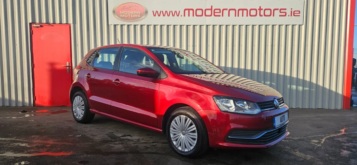 Volkswagen Polo auto 1.2 petrol comfort low kms - Image 2